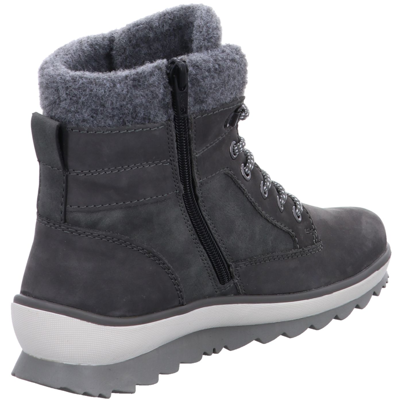 Bild 3 - Remonte Boot